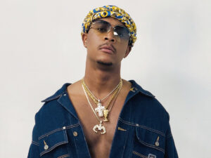 Nigerian-American singer Ojay Wright